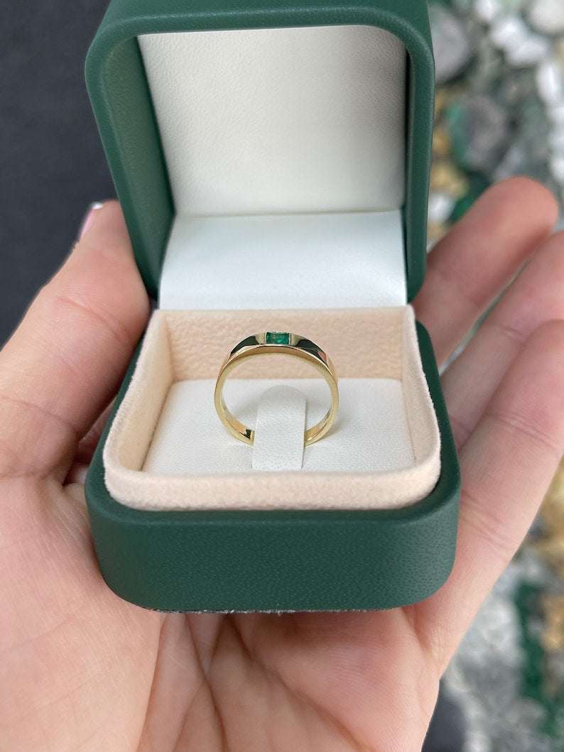 0.40ct 14K Gold Square Princess Cut Emerald Solitaire Stacking Pinky Ring for Women - Dainty Minimalist Jewelry Gift for Anniversary, Birthday & Special Occasions
