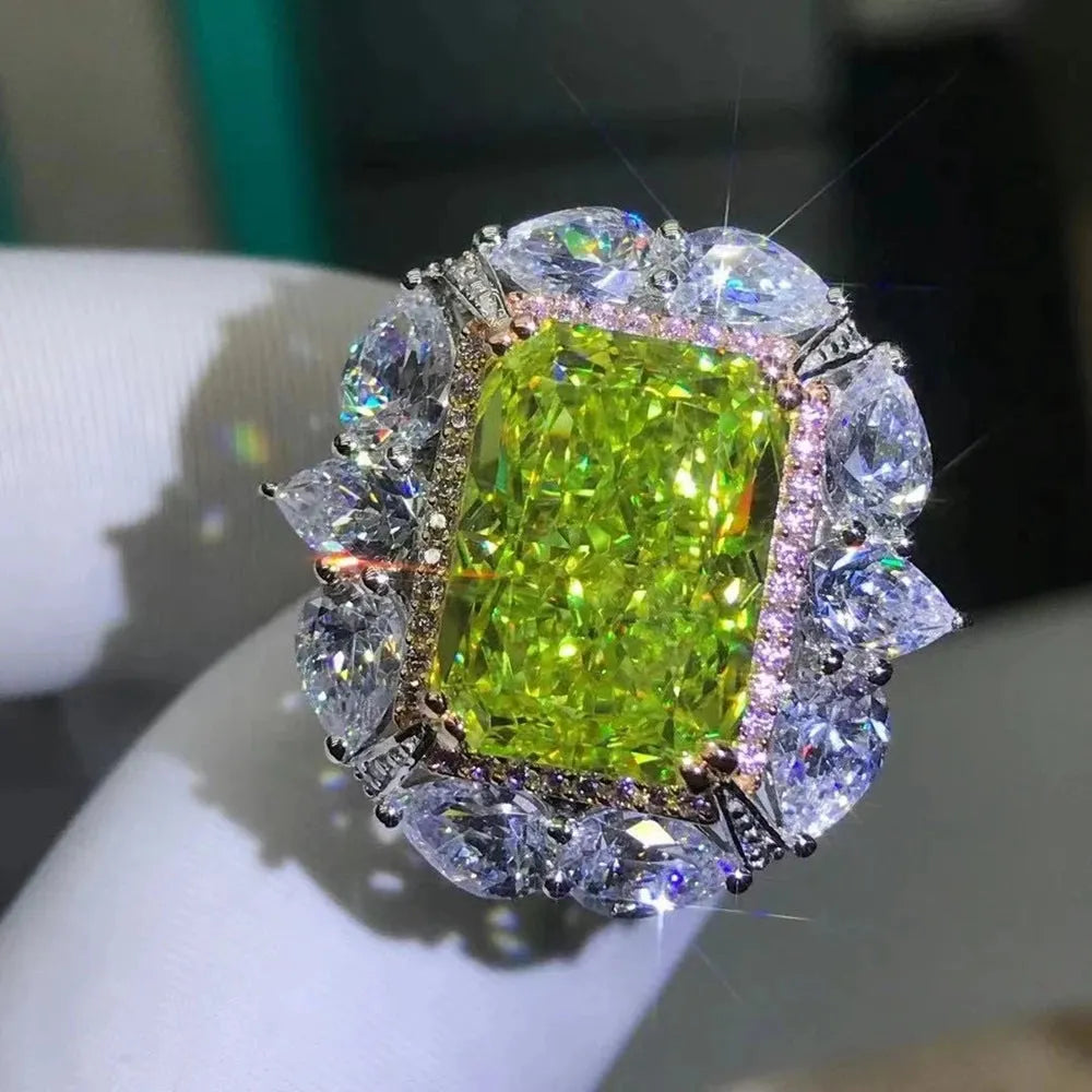 WUIHA 100% 925 Sterling Silver 6CT VVS Green Created Moissanite Engagement Ring for Women - 3EX Cut Customizable Wedding Band, Fine Jewelry Gift for Brides, Anniversaries & Special Occasions