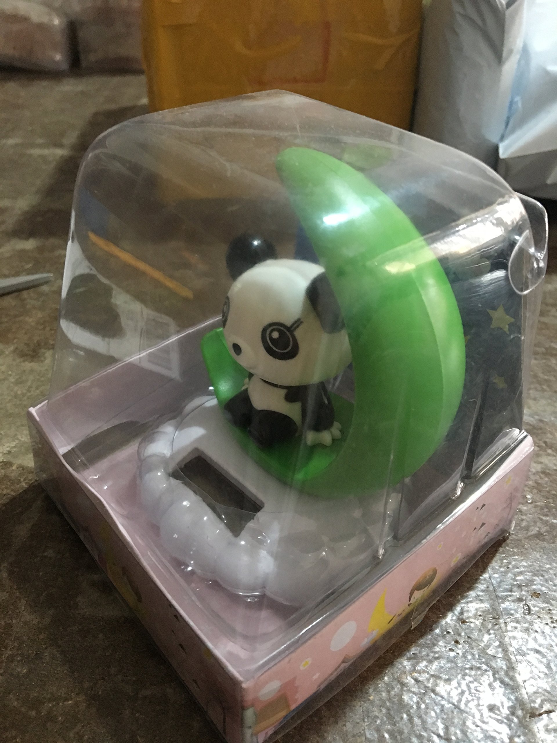 Solar Powered Dancing Panda Toy - Fun Animated Panda with Twisting Moves - Perfect for Kids' Parties, Gifts & Home Decor