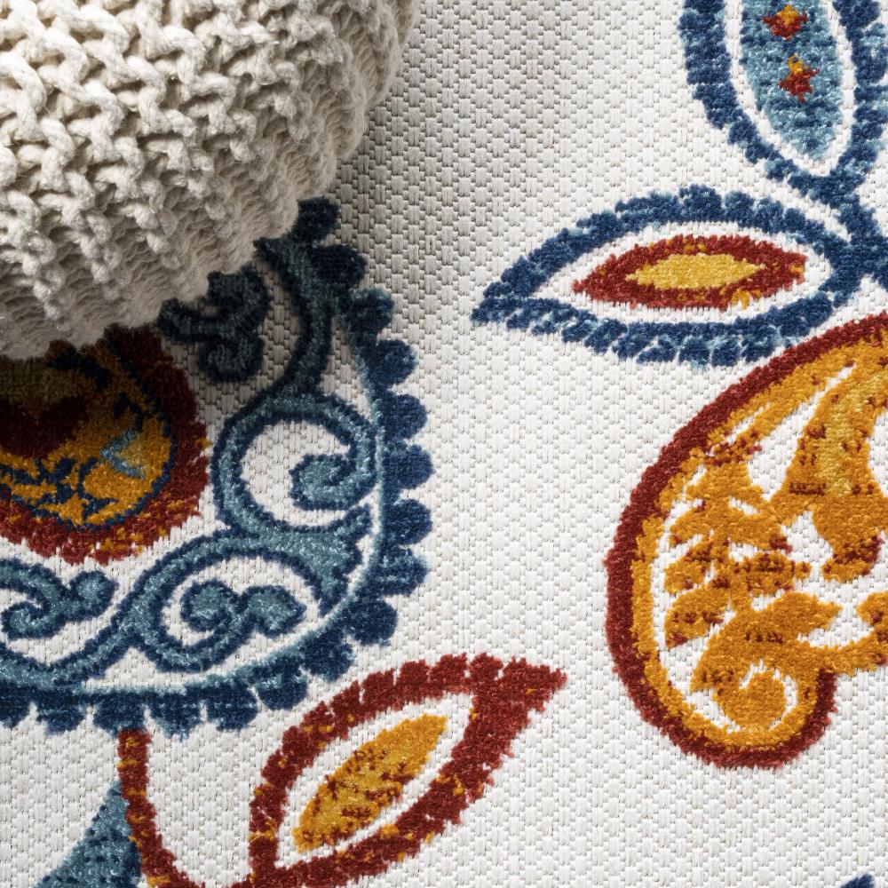 Julien Paisley High-Low Indoor/Outdoor Area Rug - Stylish Bohemian Decor for Living Room, Patio & Bedroom