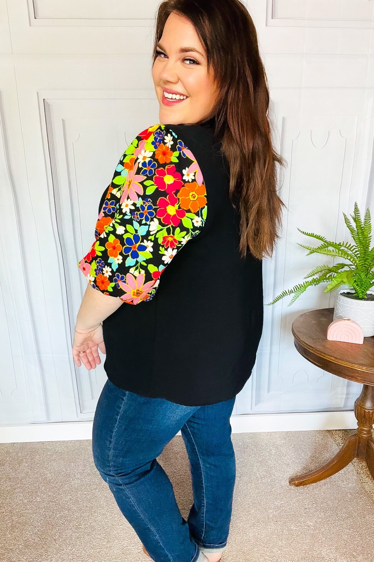 Eyes On You Black Floral Puff Sleeve V Neck Top - Women's Fashion Blouse for Date Night & Special Occasions