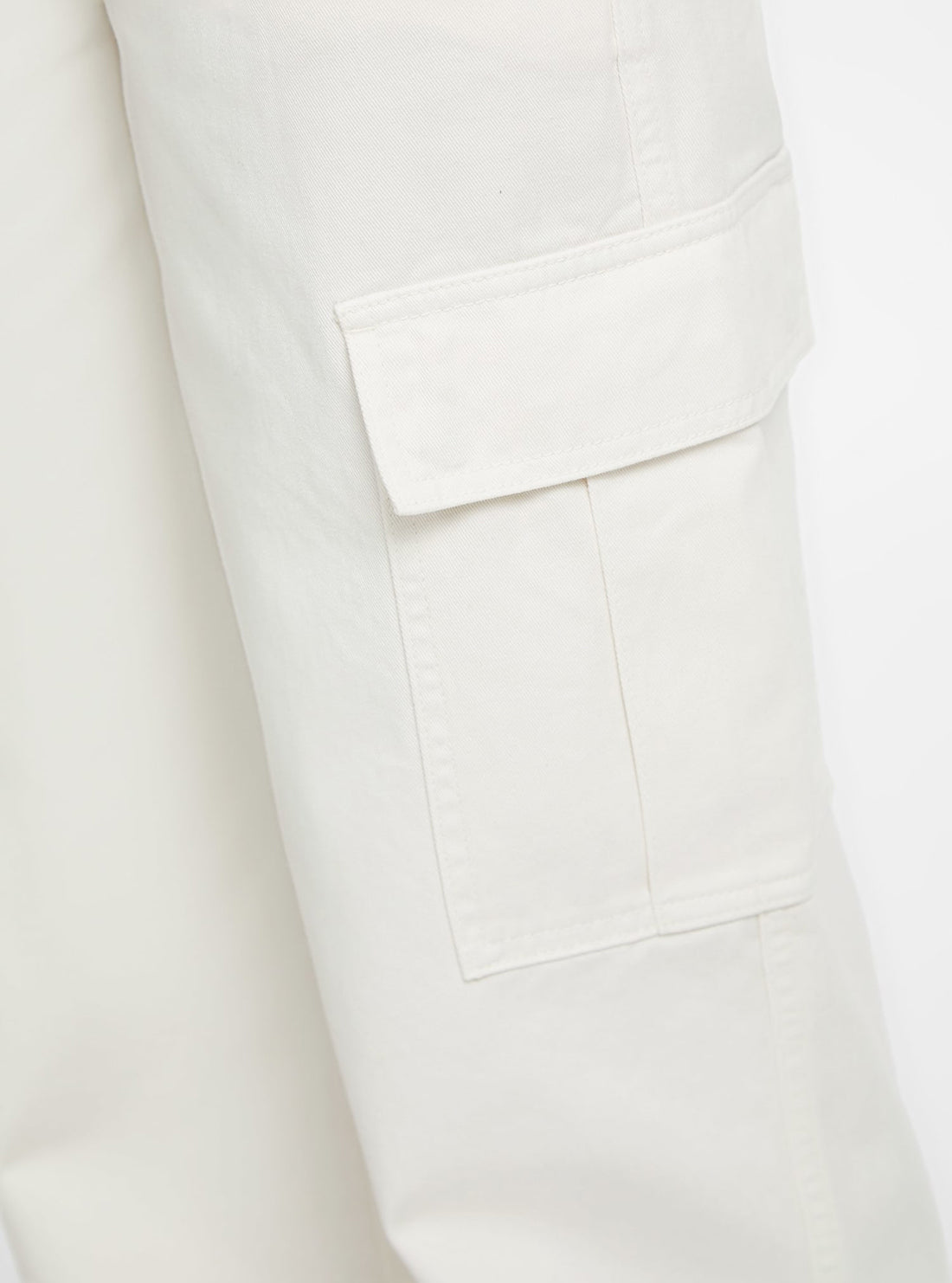 Guess Women's Beige Cargo Chino Pants - Casual Stretch Comfort Fit Trousers for Work, Travel & Everyday Wear