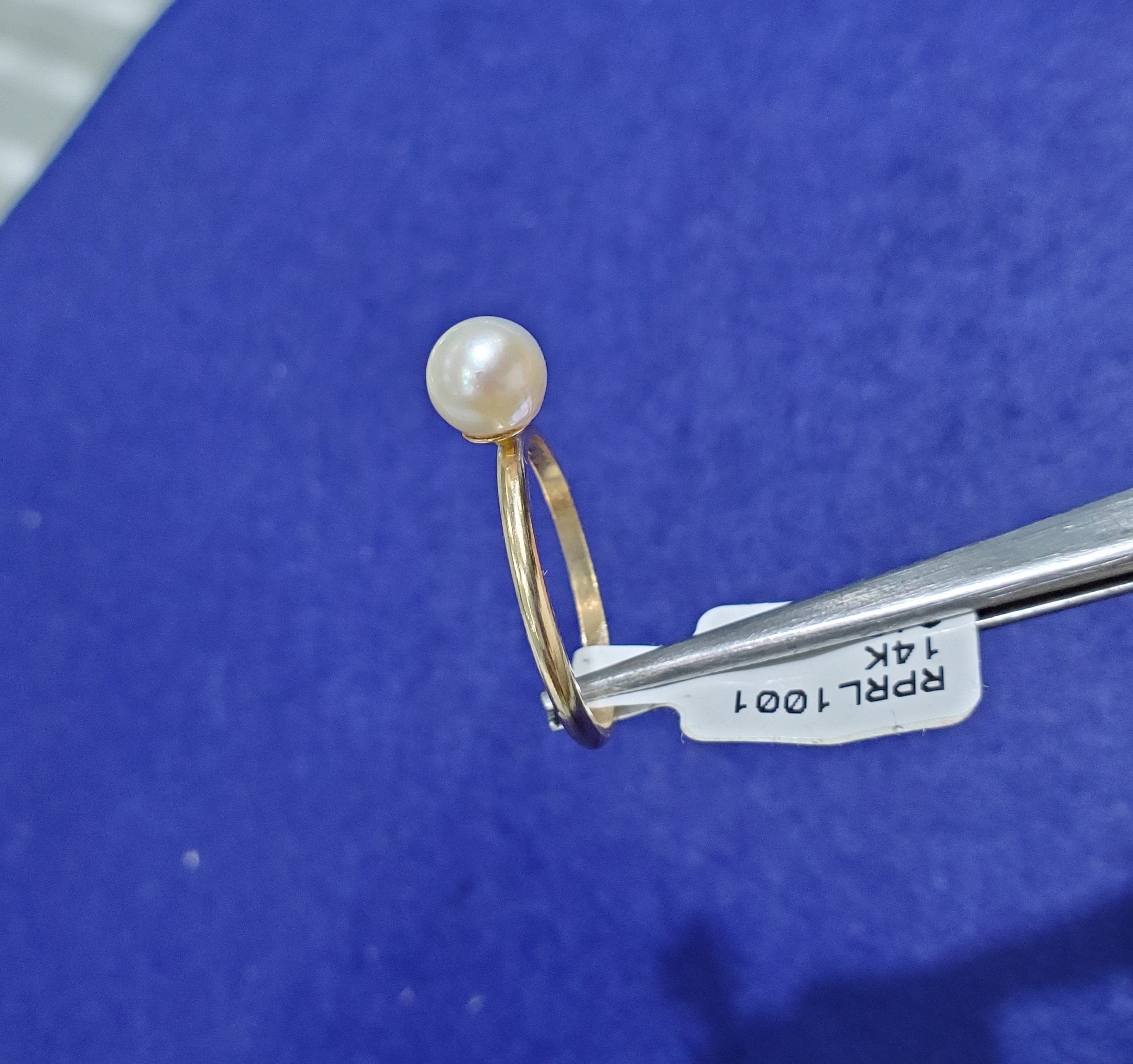 6MM Solitaire Pearl Ring in 14k Yellow Gold - Elegant Jewelry for Weddings, Anniversaries & Special Occasions