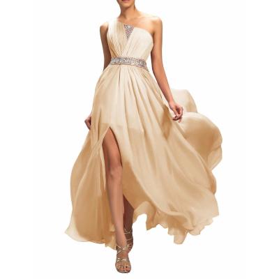 A Night to Remember: The Elegance of One Shoulder