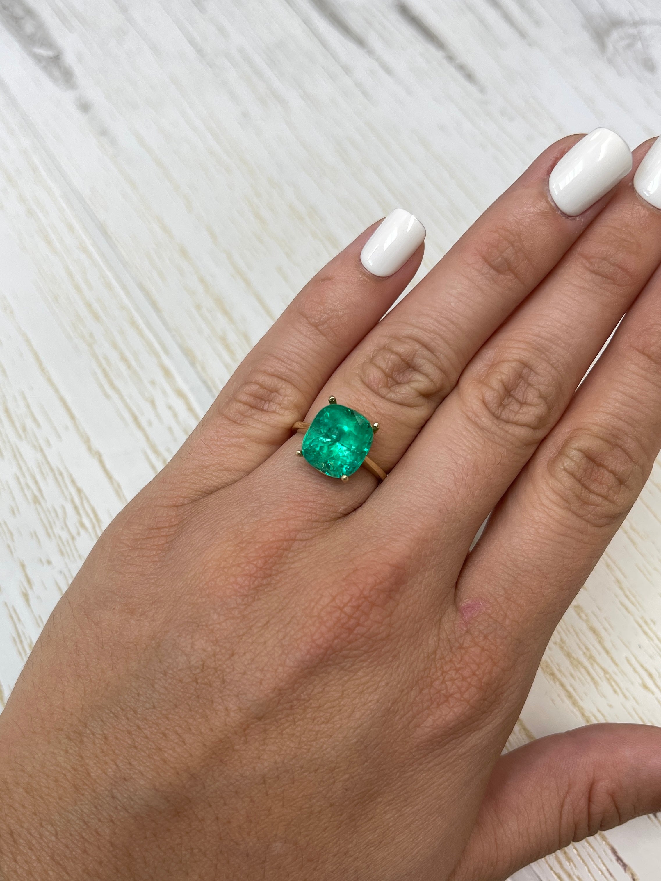 6.20 Carat 11.5x11mm Bright Green Natural Loose Colombian Emerald Cushion Cut Gemstone for Jewelry Making, Engagement Rings & Luxury Collections