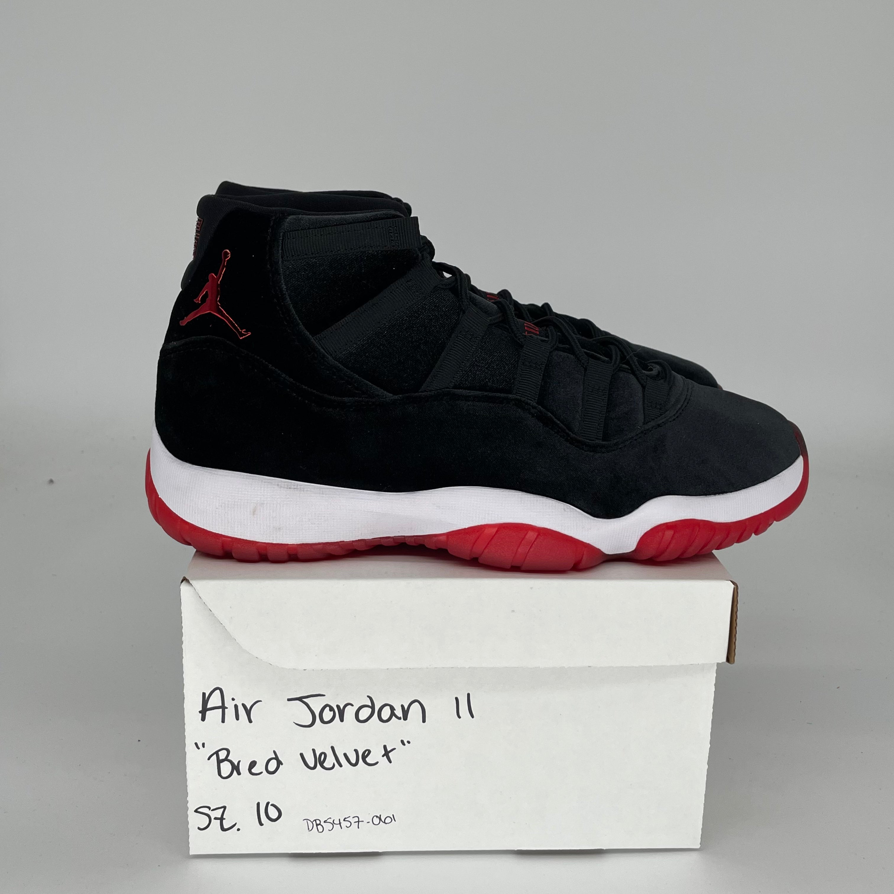 Original: AIR JORDAN 11 BRED VELVET W SIZE 10/11.5W DB5457 061   Optimized: Air Jordan 11 Retro Bred Velvet Basketball Shoes - Women's Size 10/11.5W (DB5457-061) - Perfect for Court Performance & Streetwear Fashion