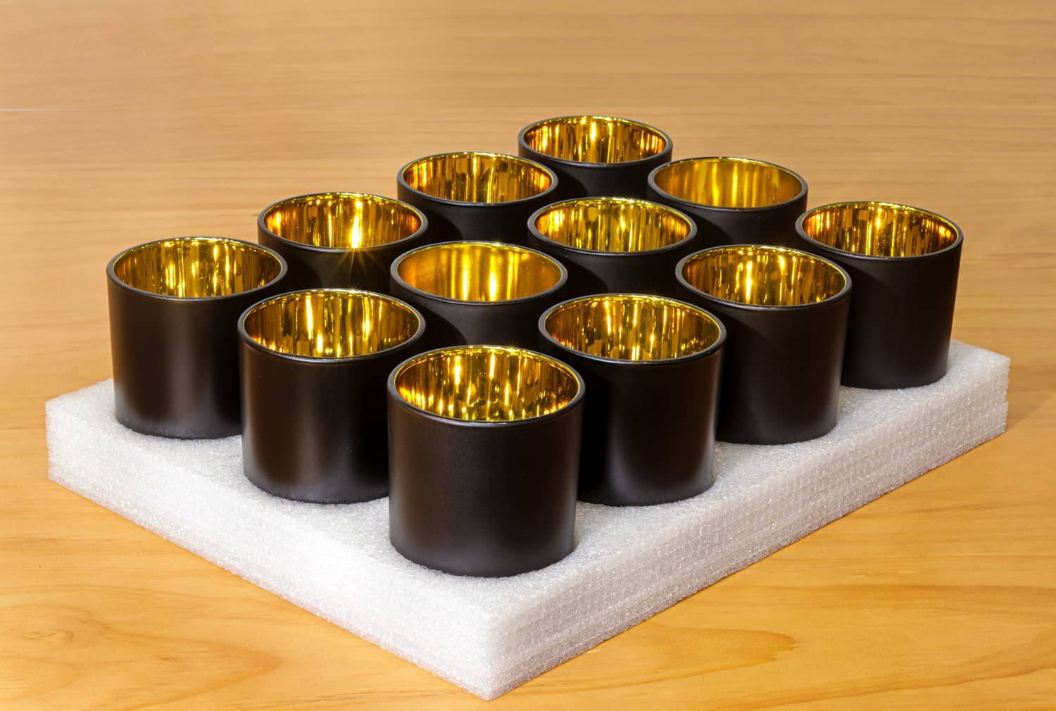 Aroparc 10oz Candle Jars with Bamboo Lids - 12 Pack Black Matte Glass Containers with Gold Interior for DIY Candle Making, Home Decor & Wedding Favors - Perfect for Soy Wax, Essential Oils & Gift Packaging
