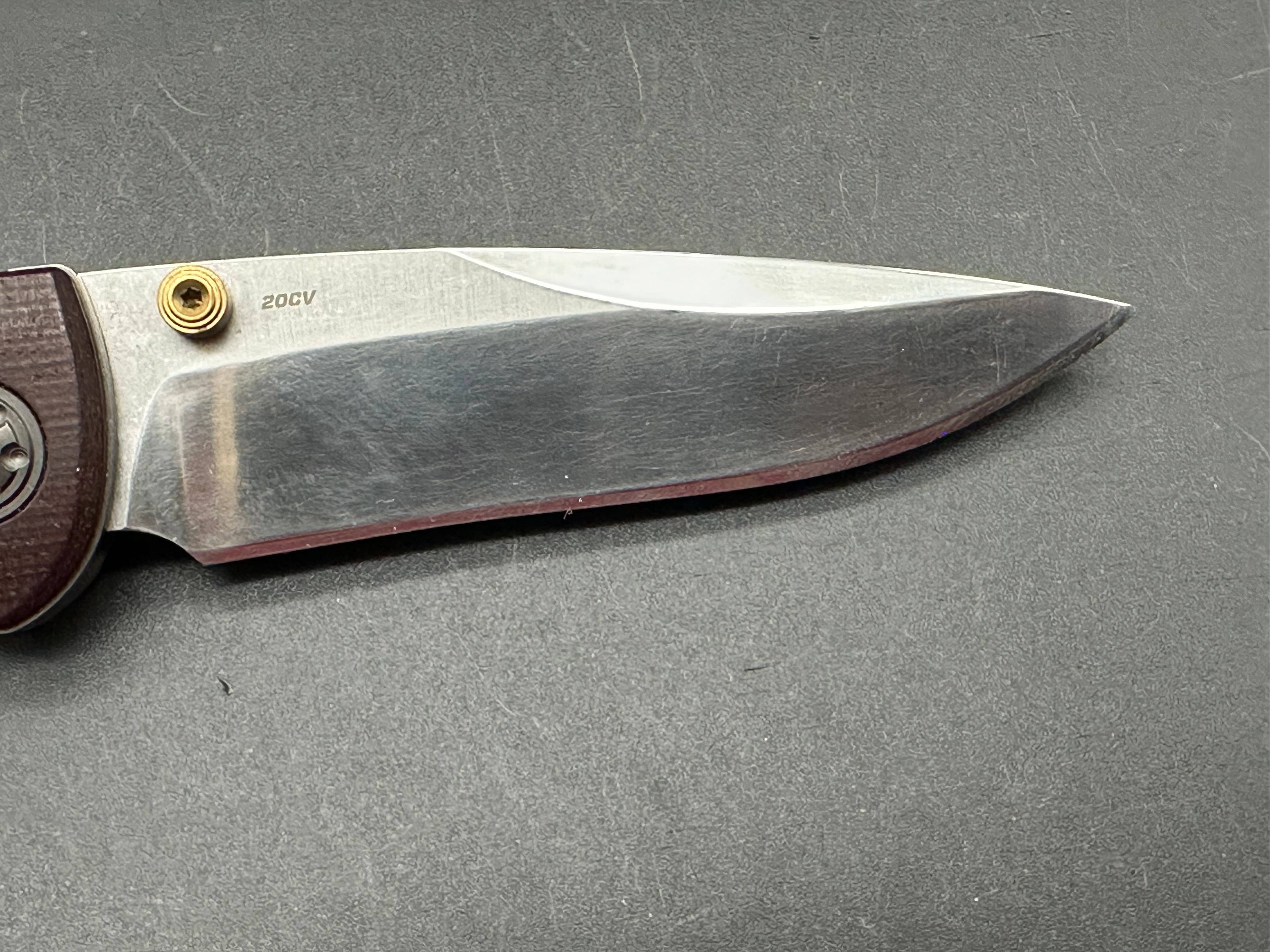 Benchmade Foray Folding Knife - Used in Good Condition, Red Micarta Handle, 20CV Steel Blade - Perfect for EDC, Camping & Outdoor Adventures