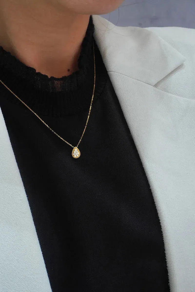 18K Yellow Gold Diamond Pendant Necklace for Women - Real Natural Diamond Water Droplet Jewelry, Elegant Wedding & Anniversary Gift, Perfect for Bridal, Party & Special Occasions