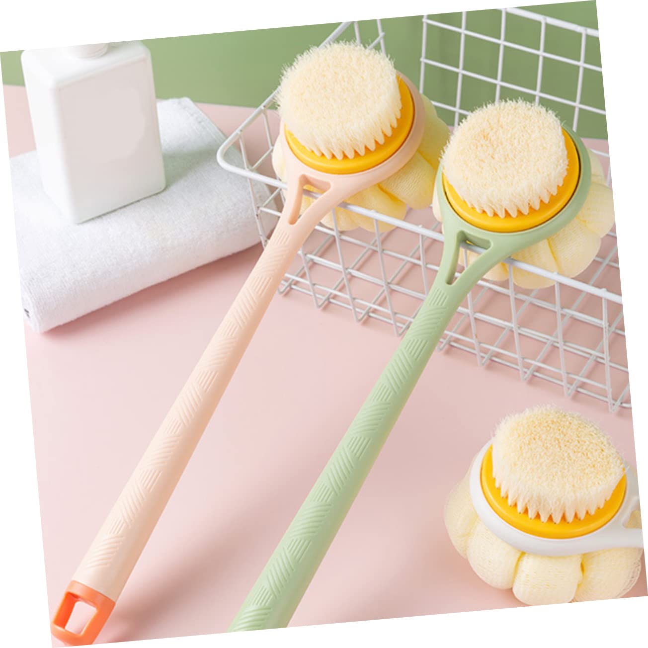 PLAFOPE Ergonomic Bath Brush with Long Handle - Exfoliating Body Scrubber for Women & Men - Back Scrubber for Shower & Bath - Perfect for Deep Cleaning & Massage - Ideal for Hard-to-Reach Areas & Relaxing Spa Days