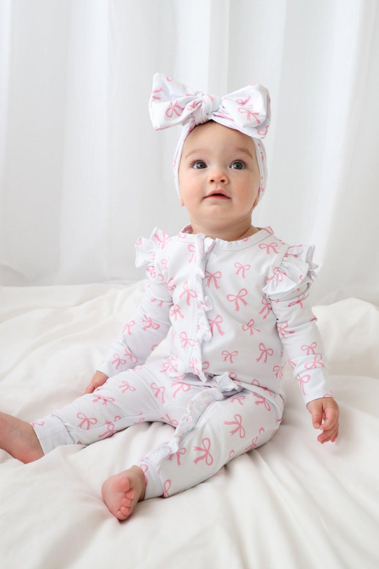 Frill Zip Romper for Baby Girls - White Bow Detail | Soft & Comfortable One-Piece Outfit for Newborns & Toddlers | Perfect for Photo Shoots, Parties & Everyday Wear