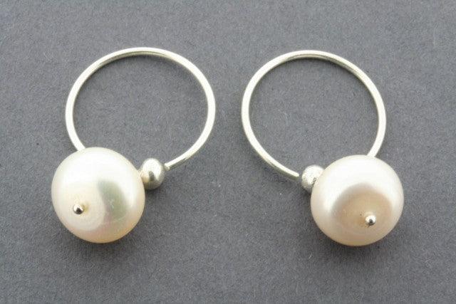 Elegant Pearl Circle Hoop Earrings for Women - Perfect for Weddings, Parties & Everyday Wear