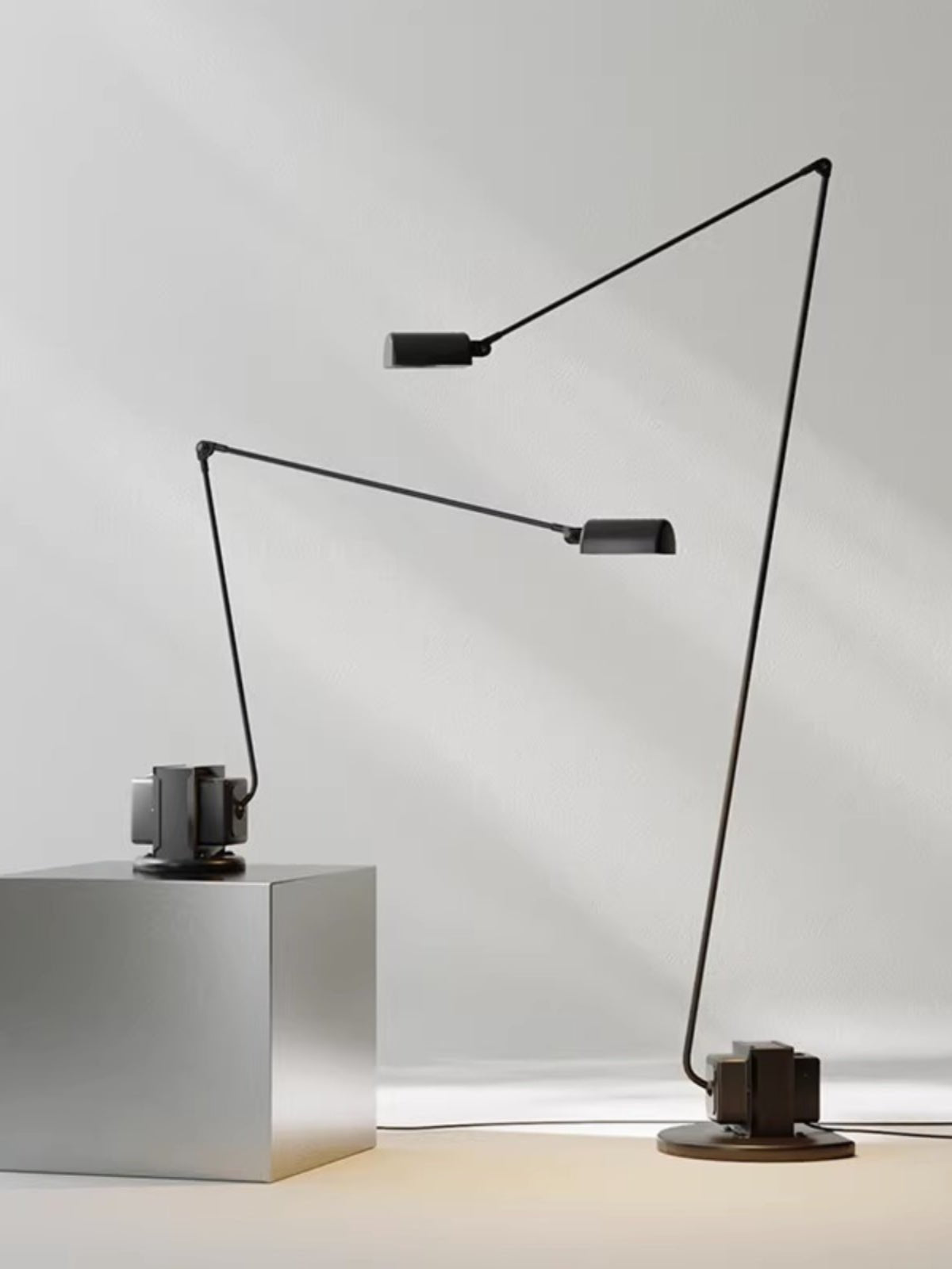 Modern Dynamo Floor Lamp - Adjustable Brightness LED Standing Light for Living Room, Bedroom & Office - Perfect for Reading, Working & Relaxing