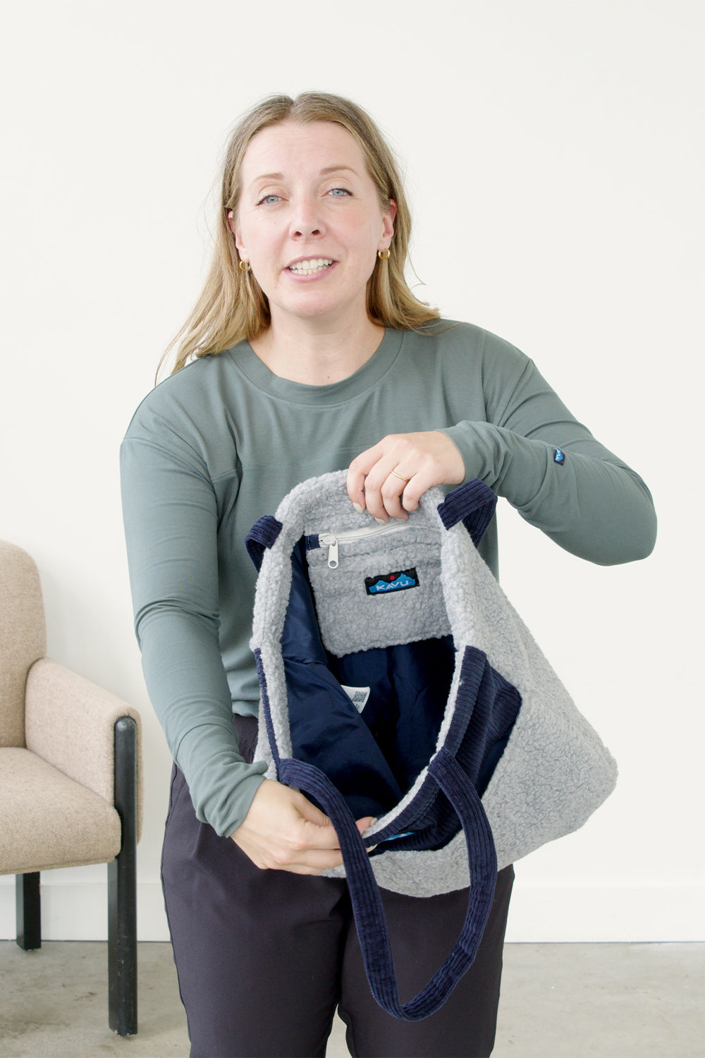 Stylish and Durable Tote Bag for Women - Perfect for Work, Travel, and Everyday Use | Eco-Friendly & Spacious Carryall