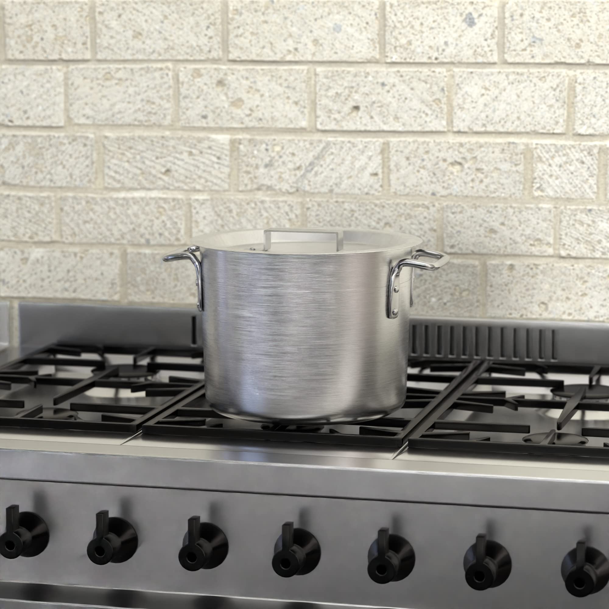8 Qt. Heavy Duty Aluminum Stock Pot with Lid - Perfect for Cooking Soups, Stews, and Pasta for Family Gatherings