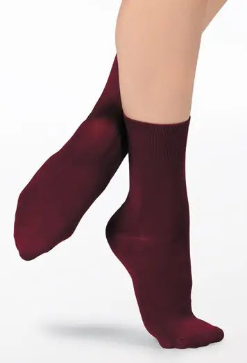 FreeFlow Dance Socks - Non-Slip Ballet Socks for Dance, Yoga & Pilates - Comfortable Grip Socks for Studio, Home Workouts & Performance