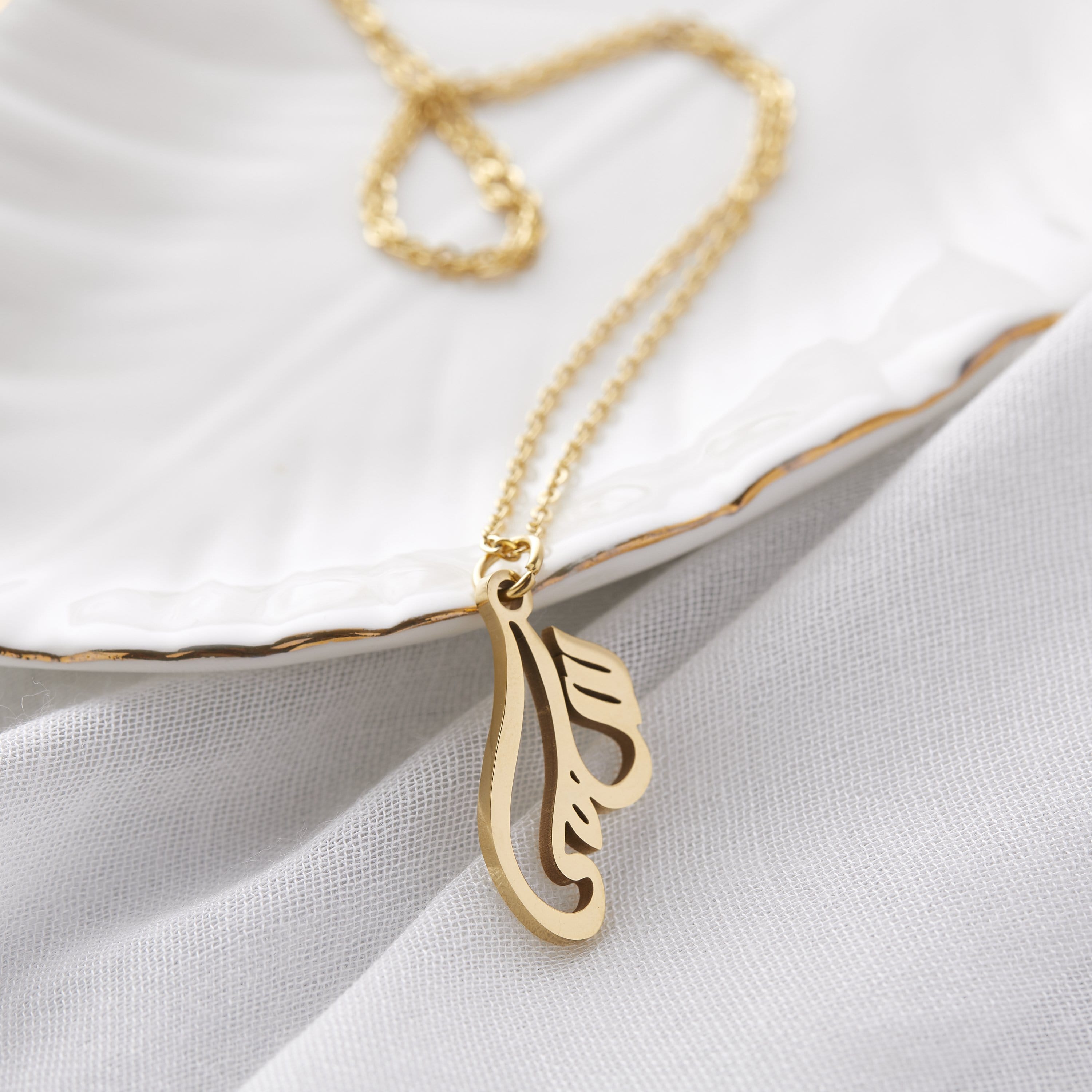 Personalized Calligraphy Name Necklace - Custom Engraved Gold or Silver Pendant Jewelry for Women - Perfect Gift for Birthday, Anniversary, Valentine's Day & Mother's Day