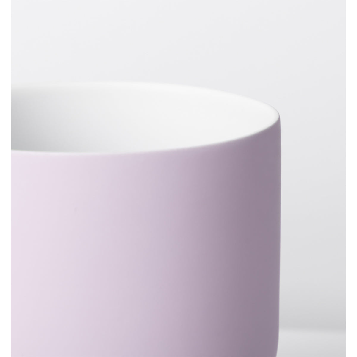 Fergus Planter Medium Size - Indoor/Outdoor Flower Pot with Drainage Holes - Perfect for Home Garden, Patio, Balcony & Office Decor