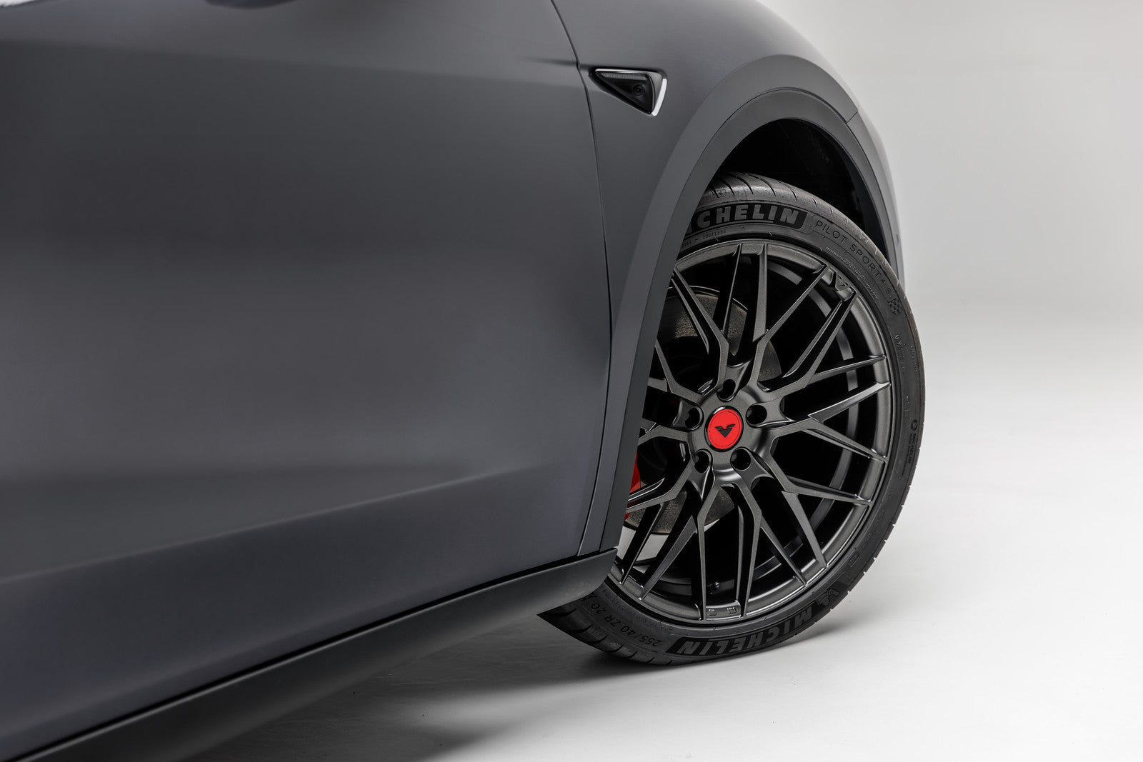 Tesla Model Y 20