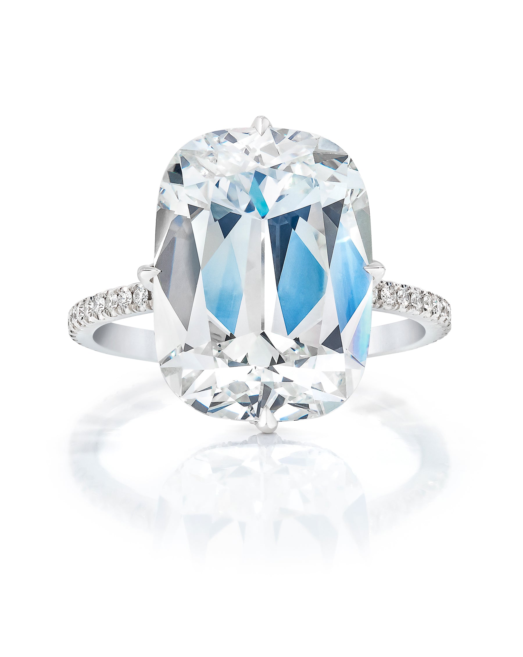 Signature Devon Oval Engagement Ring - Elegant Solitaire Diamond Ring for Women - Perfect for Proposals, Weddings & Anniversaries