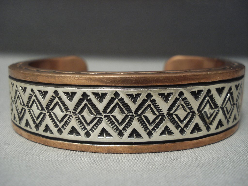 Vintage Sterling Silver Navajo Bracelet - 176g Heavy Native American Jewelry with Copper Accents - Perfect for Boho Fashion & Cultural Events