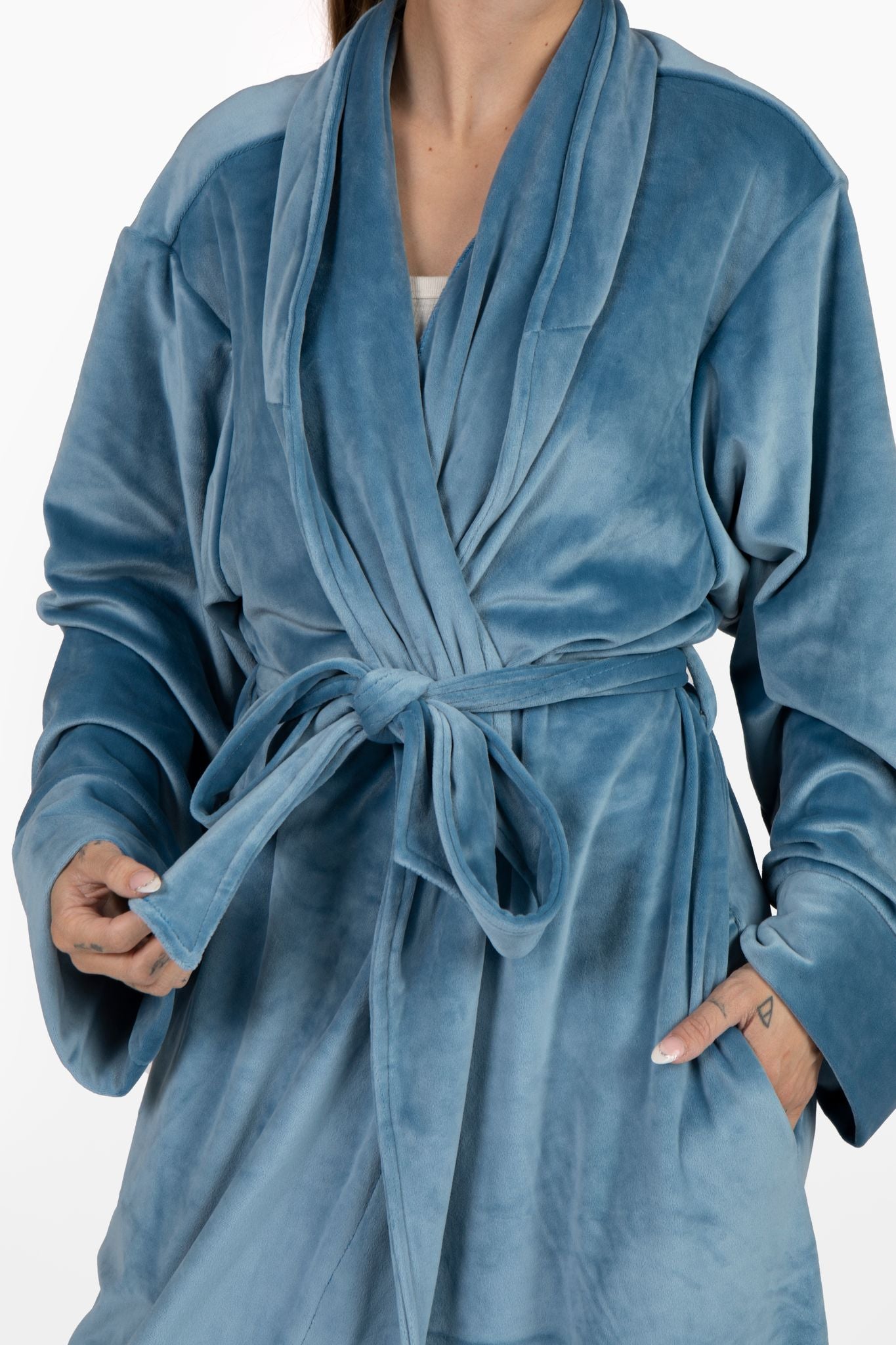 Soft Velour Women's Robe - Cozy Long Sleeve Bathrobe with Pockets for Spa, Lounge & Relaxation at Home