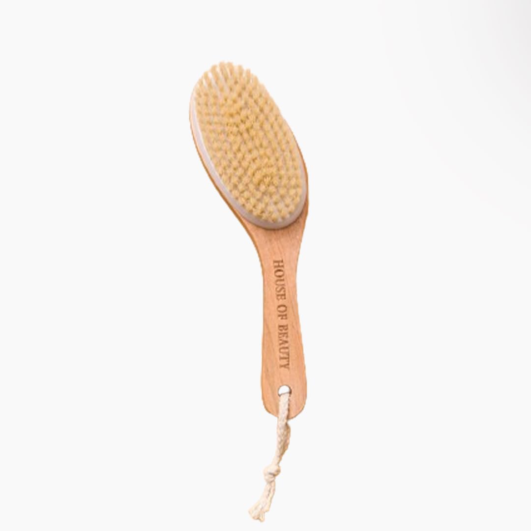 Premium Wooden Dry Body Brush for Exfoliation & Lymphatic Drainage - Handcrafted Long Handle for Deep Massage, Cellulite Reduction & Improved Blood Circulation - Natural Brown (Pack of 1) - Perfect for Spa Days, Self-Care Routines & Detoxifying Body Treatments