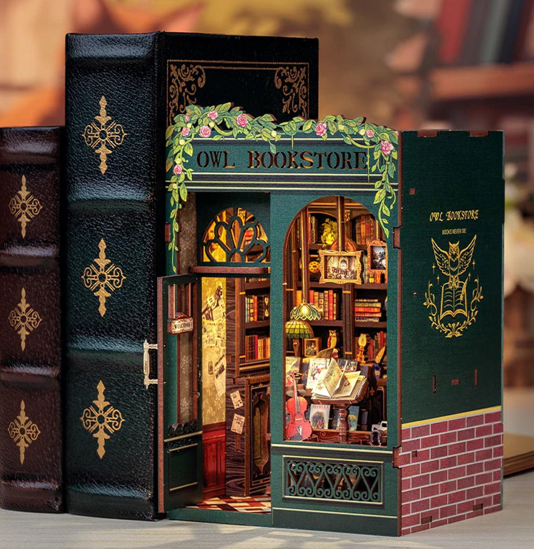 DIY Owl Book Nook Kit - Miniature Bookshelf Insert for Bookshelf Decor, Reading Nook Accessories - Perfect for Book Lovers, Home Library Decor & Gift Ideas