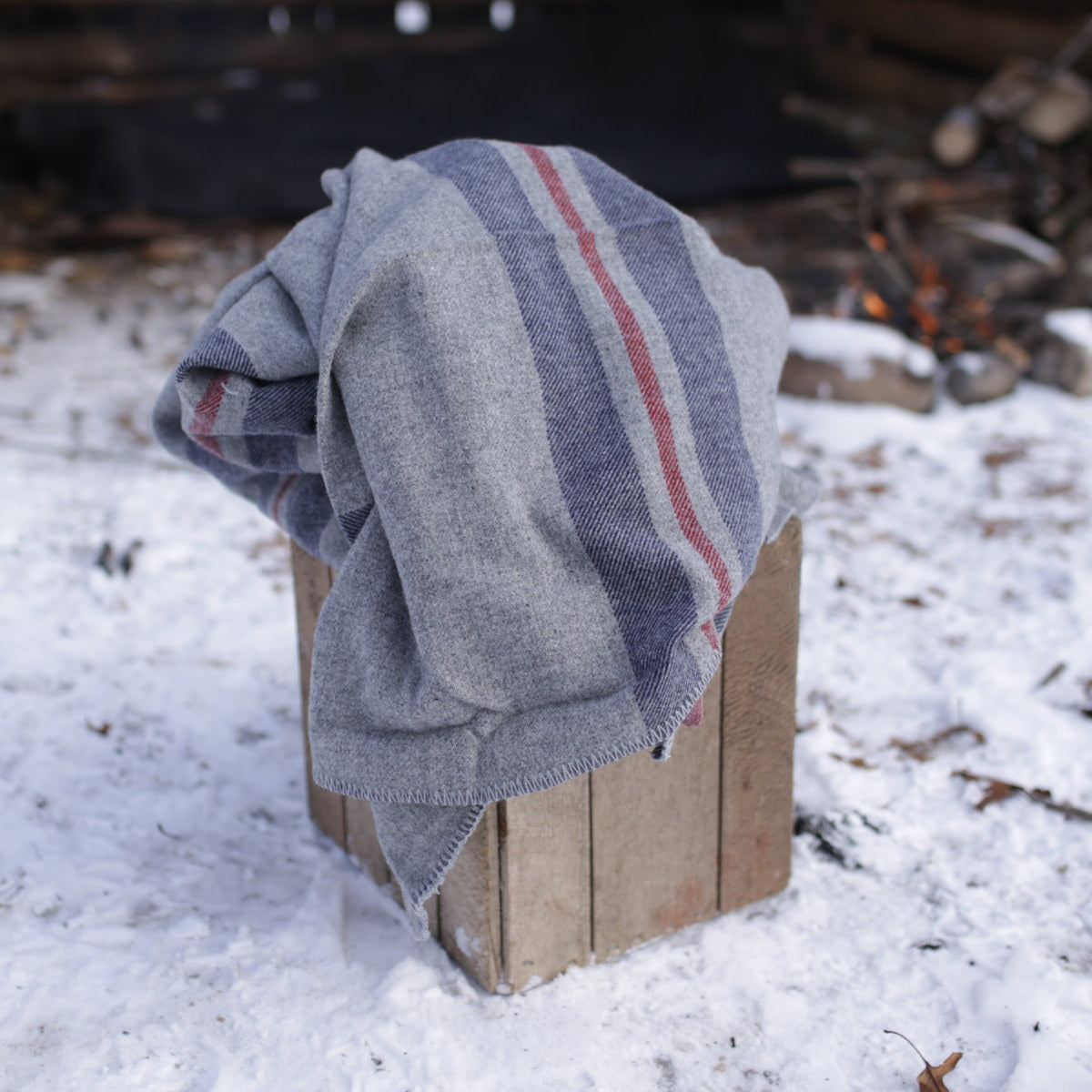 Premium Fox Hunting Blanket - Warm & Waterproof Outdoor Hunting Gear for Cold Weather - Ideal for Hunting, Camping & Outdoor Adventures