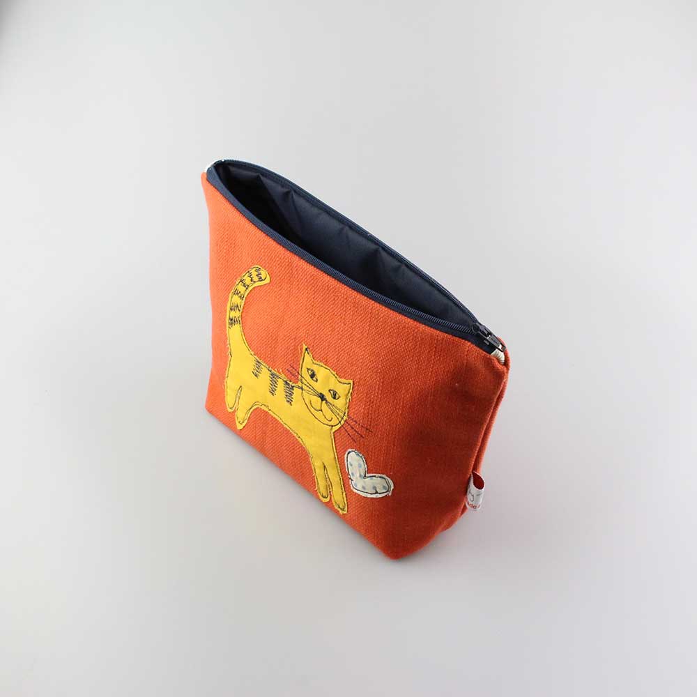 Stylish Cat Embroidered Makeup Bag for Women - Perfect for Travel, Gym & Everyday Use