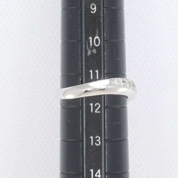18K White Gold Diamond Ring for Women - Elegant Solitaire Engagement & Wedding Band - Perfect for Proposals, Anniversaries, and Special Occasions