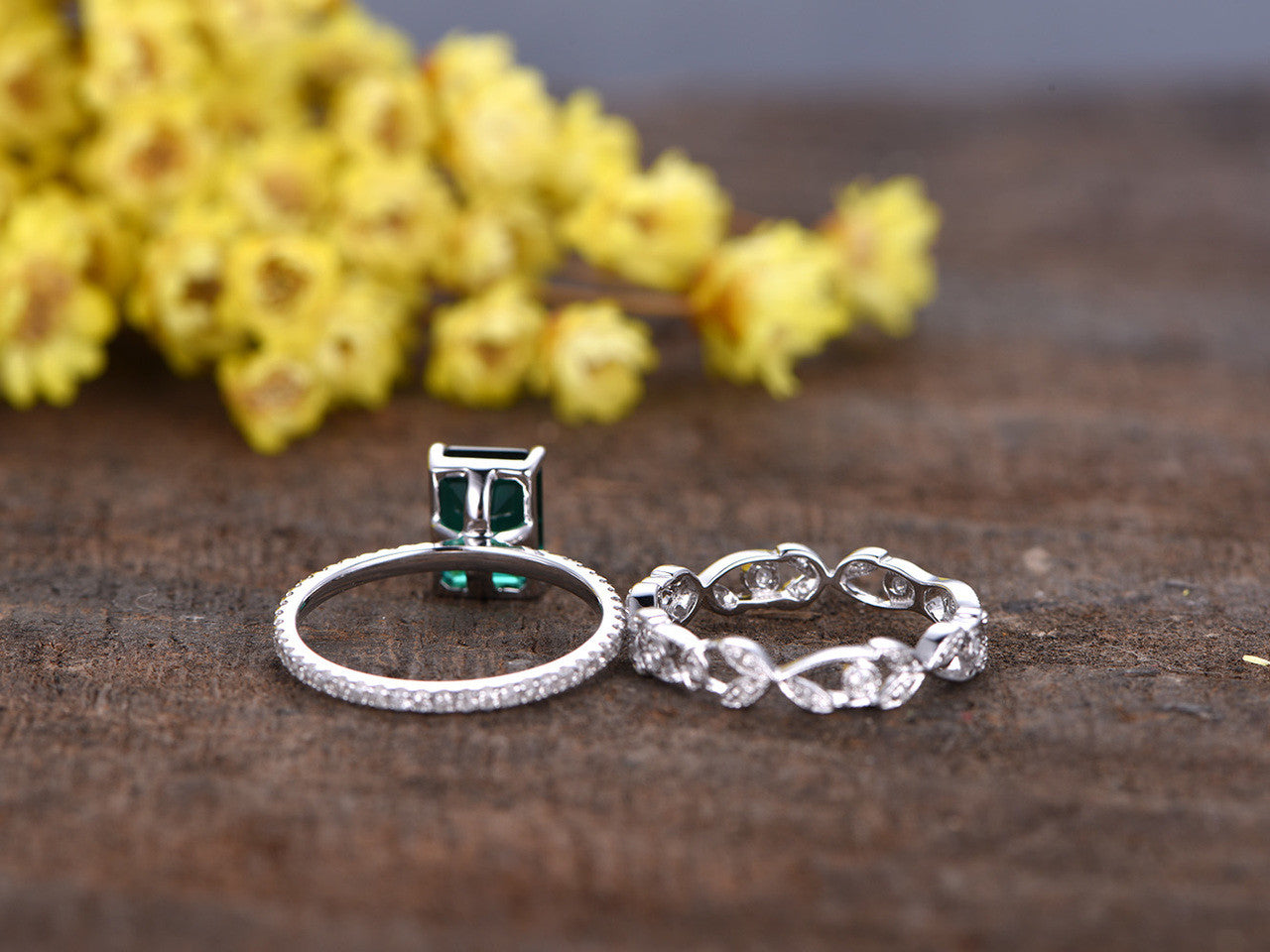 1.4 Carat Emerald Cut Emerald & Diamond Wedding Ring Set in 14k White Gold, Art Deco Flower Eternity Band – Perfect for Bridal, Engagement & Anniversary Gifts
