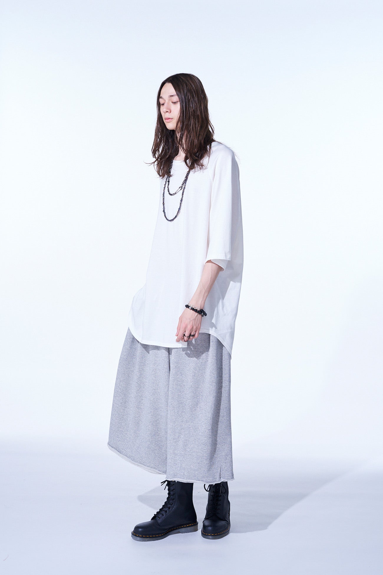 Oversized Cotton Jersey T-Shirt with Raglan Sleeves and Center Back Stitch - Comfortable Casual Wear for Men & Women | Perfect for Everyday Outfits, Lounge Wear and Street Style Fashion