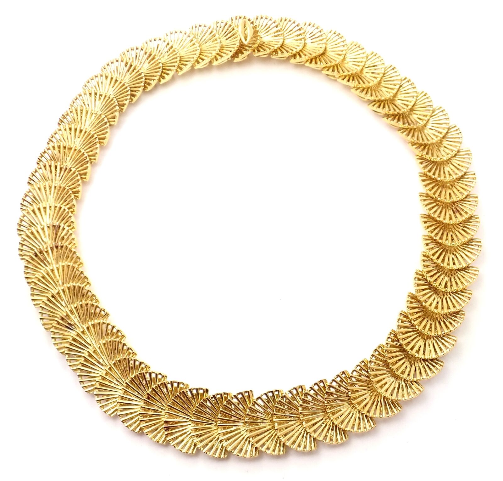 Authentic Vintage Tiffany & Co 18k Yellow Gold Fan Shell Link Necklace - Rare Luxury Jewelry for Women, Perfect Gift for Anniversary, Birthday & Special Occasions