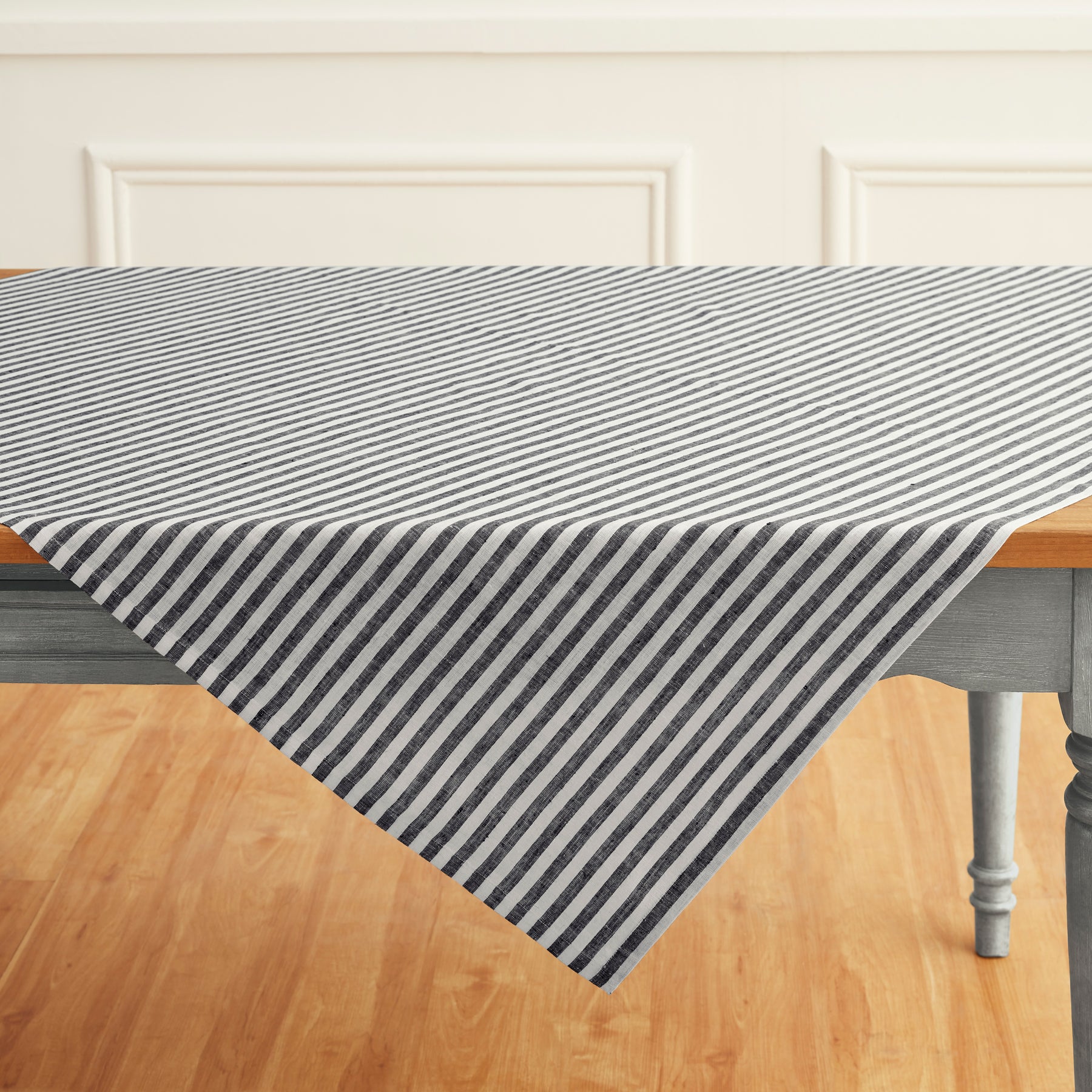 Amalfi Stripe Table Throw - Elegant Cotton Table Runner for Dining Room, Kitchen & Holiday Decor - Perfect for Weddings, Parties & Home Styling