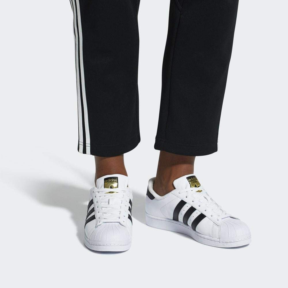 Adidas Superstar Unisex Sneakers - White/Black Basketball Shoes for Men & Women - Size 10.5 UK (45 1/3 EU) - Perfect for Casual Wear, Street Fashion & Sports Activities