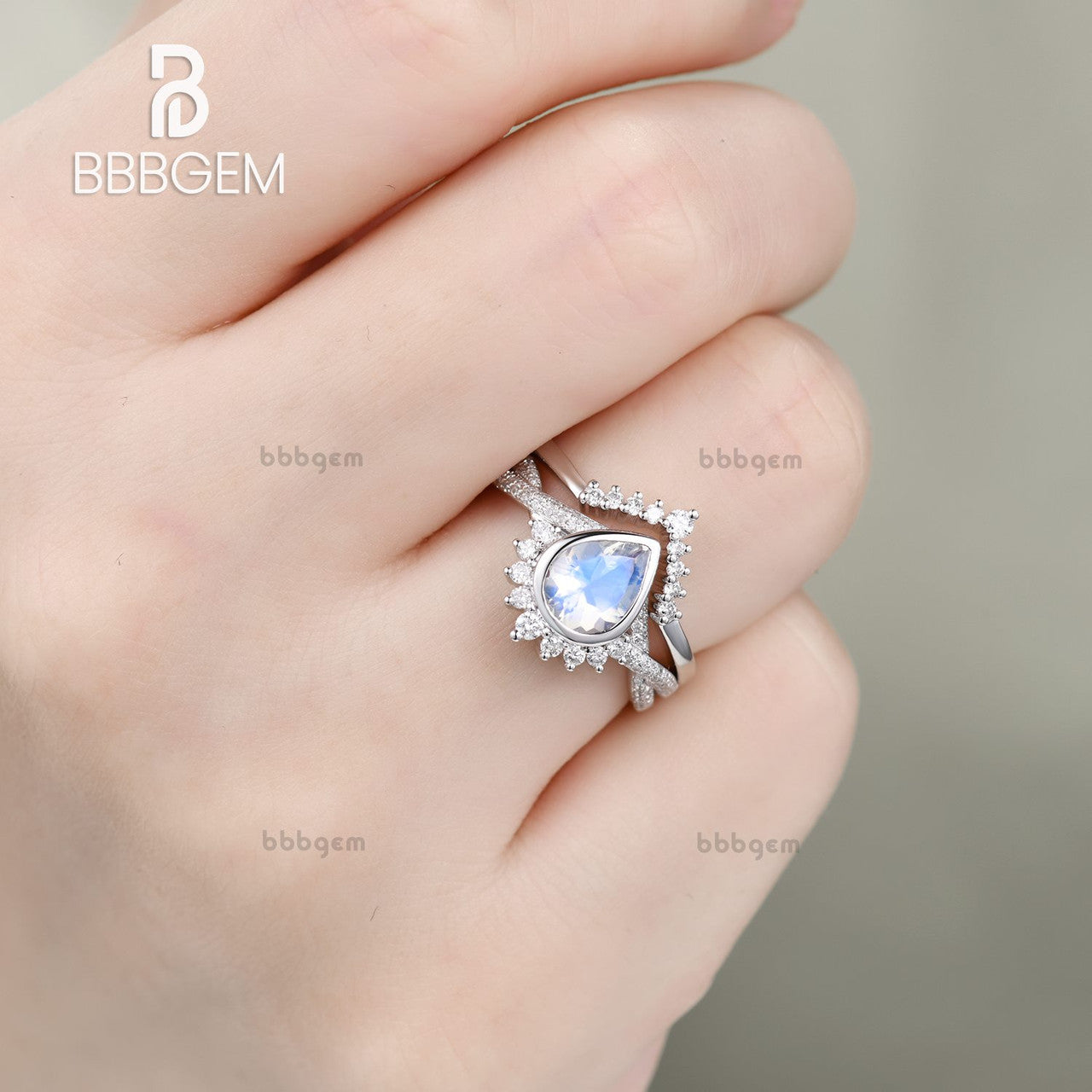 1 Carat Pear Shaped Moonstone Engagement Ring Set with Rose Gold Diamond Wedding Band - Perfect for Bridal Jewelry, Anniversary Gifts & Romantic Proposals