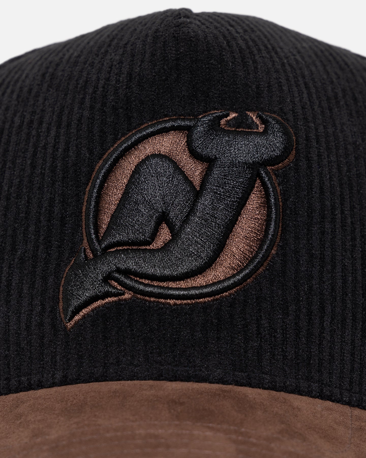 New Jersey Devils 'Black Barren' 47 Offside DT Snapback Hat - Official NHL Adjustable Baseball Cap for Men & Women - Perfect for Games, Fan Gear & Streetwear Fashion