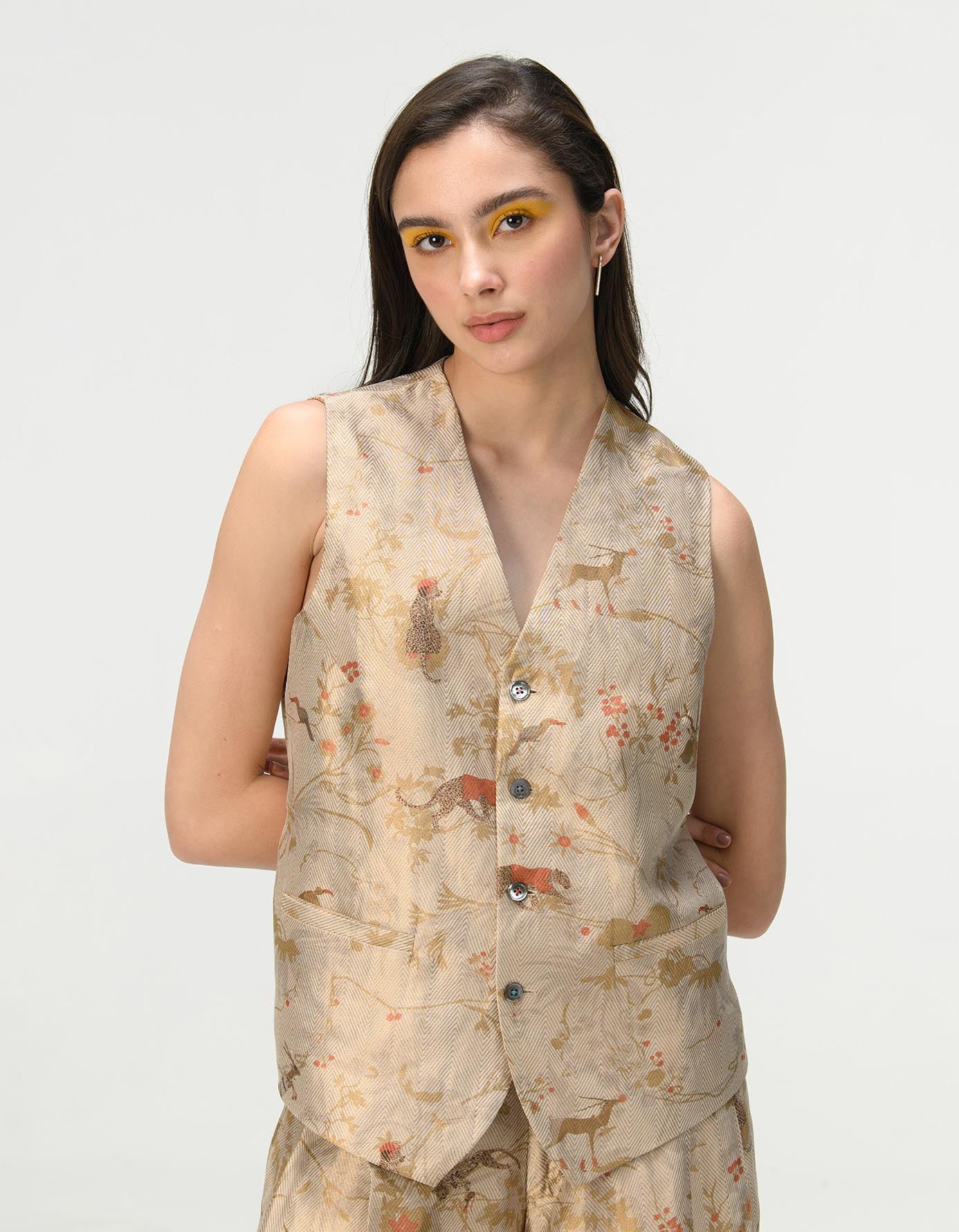 Elegant Ivory Silk Brocade Vest Coat for Women - Perfect for Weddings, Parties & Formal Occasions