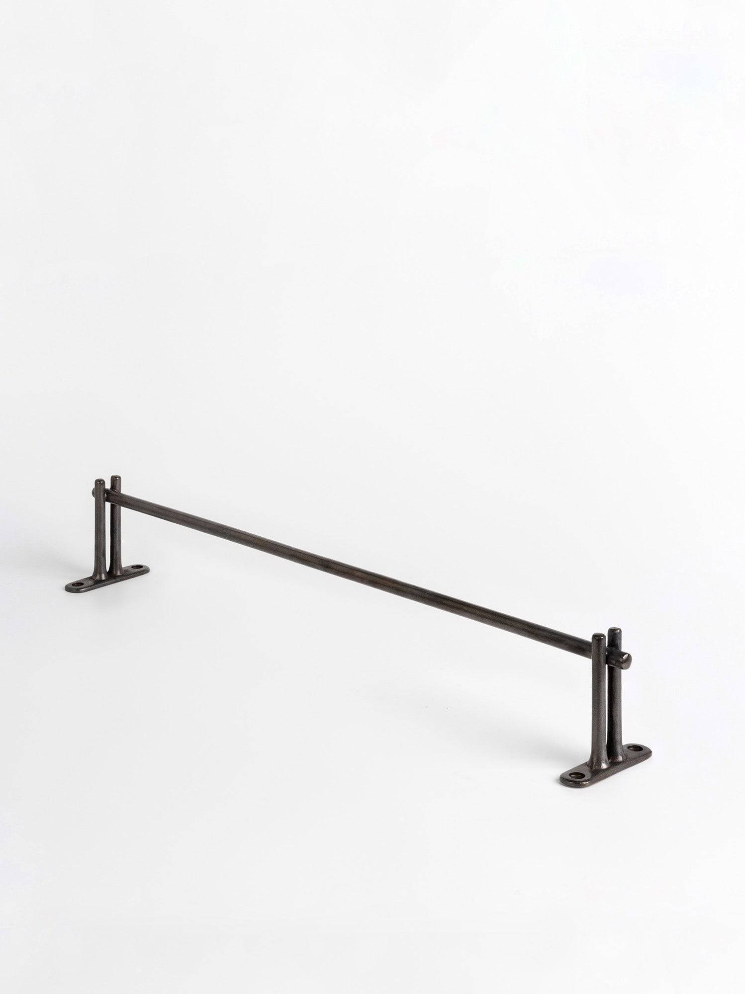 18 Inch Towel Bar - Forme No.16 - Perfect for Bathroom and Kitchen Organization