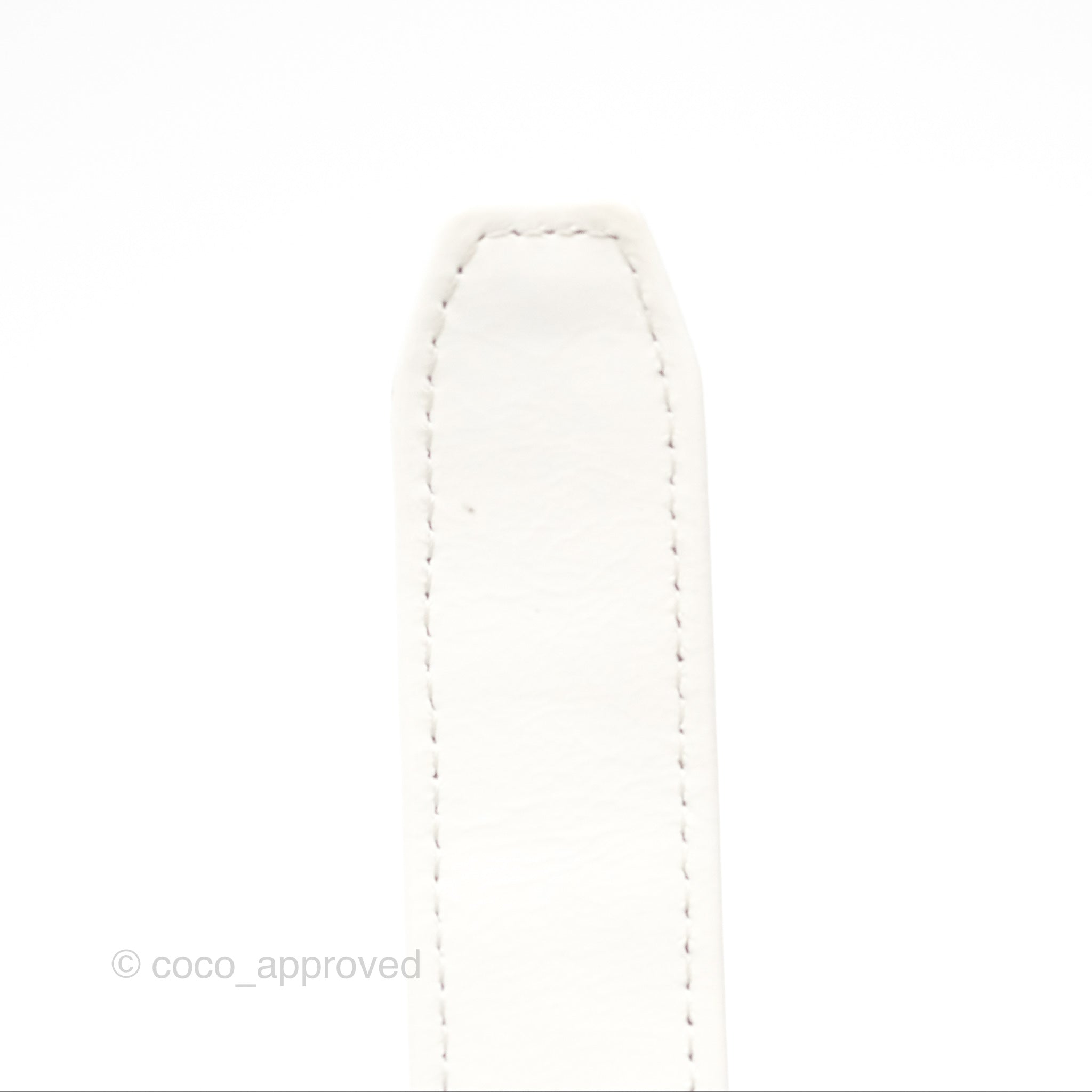 Chanel 19 Round Clutch With Chain - White Glazed Calfskin & Mixed Hardware Bag - Perfect for Evening Parties, Date Nights & Luxury Fashion Accessories
