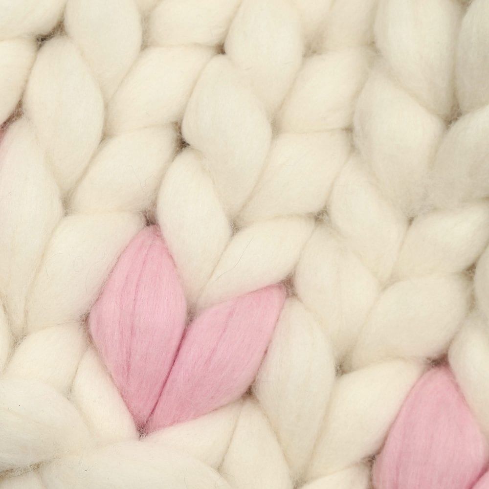 Cozy DIY Heart Blanket Arm Knitting Kit - Chunky Yarn & Easy Instructions for Handmade Blankets - Perfect for Valentine's Day Gifts, Home Decor & Cozy Winter Nights