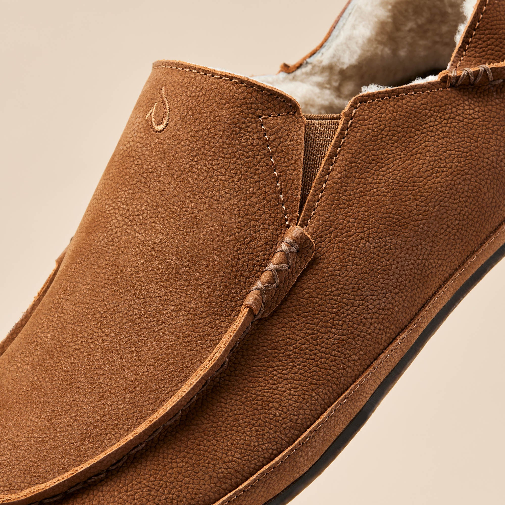 Premium MoloÄ Slippers with Authentic Kona Coffee Scent - Cozy Home & Spa Footwear for Relaxation & Comfort