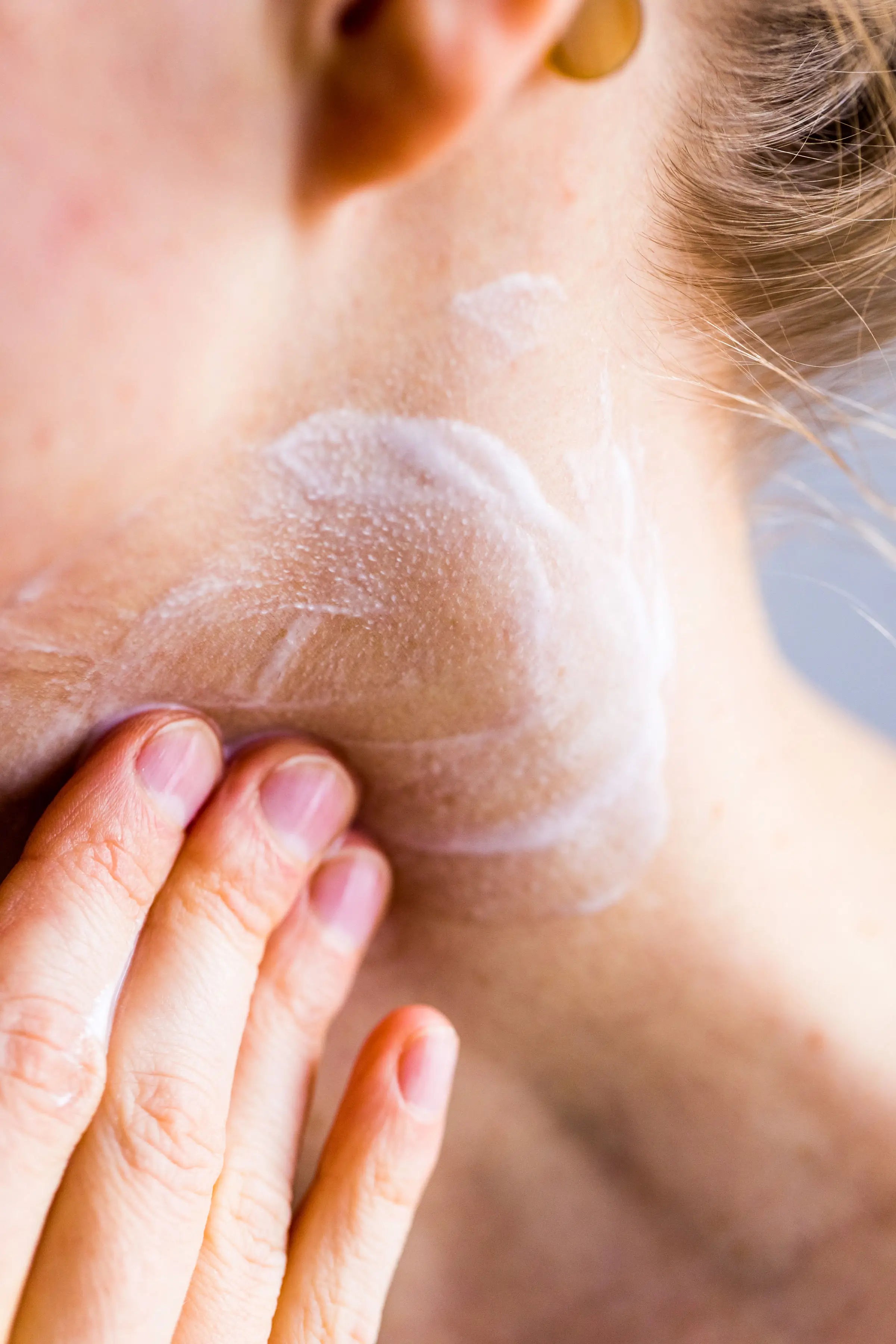 Gentle Facial Cleansing Milk for Sensitive Skin - Hydrating & Soothing Daily Face Wash - Perfect for Morning & Night Skincare Routine