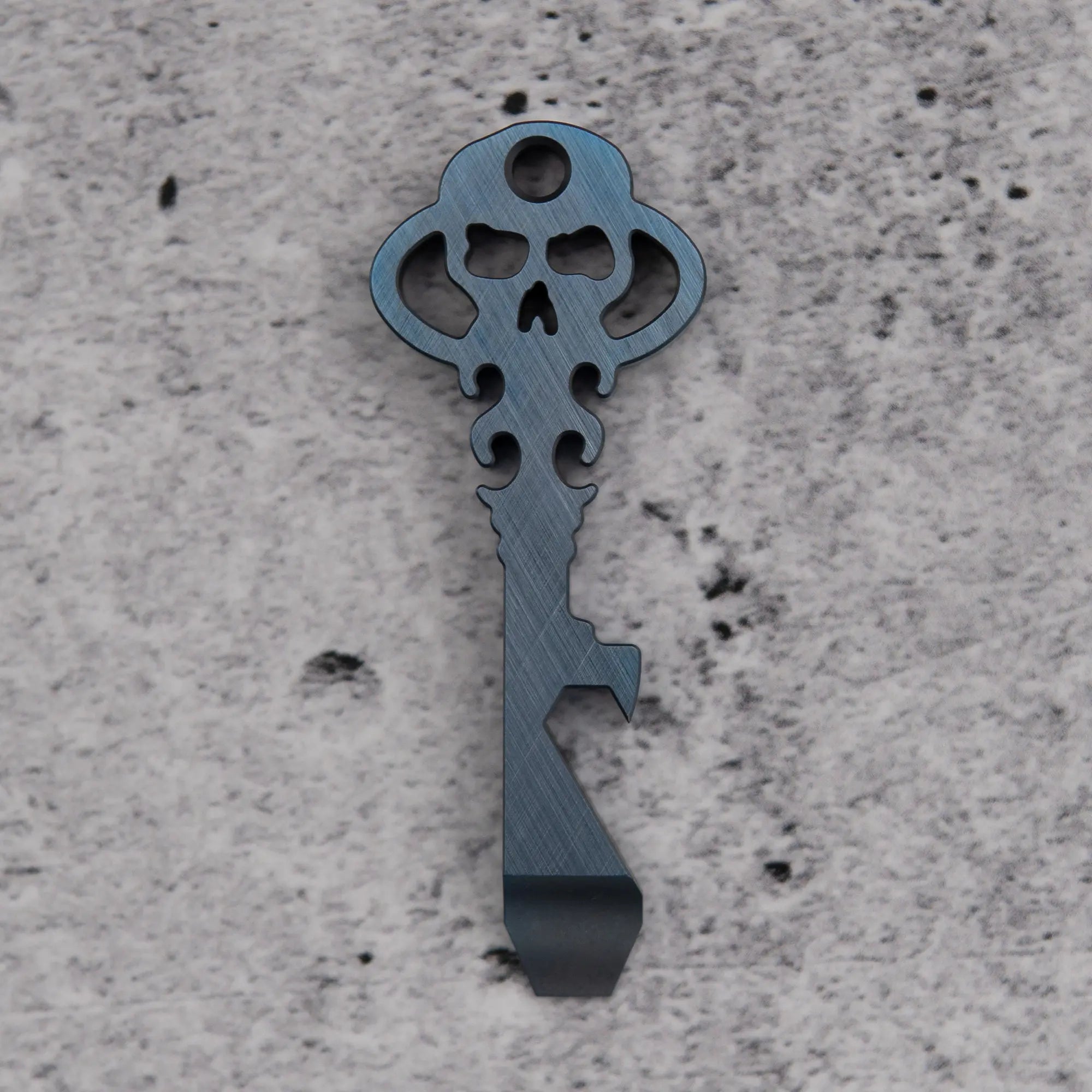 Chaves Key Tool Pry Bar - High-Quality Multi-Tool for EDC, Survival & Tactical Use - Perfect for Outdoor Adventures, Camping & Emergency Situations
