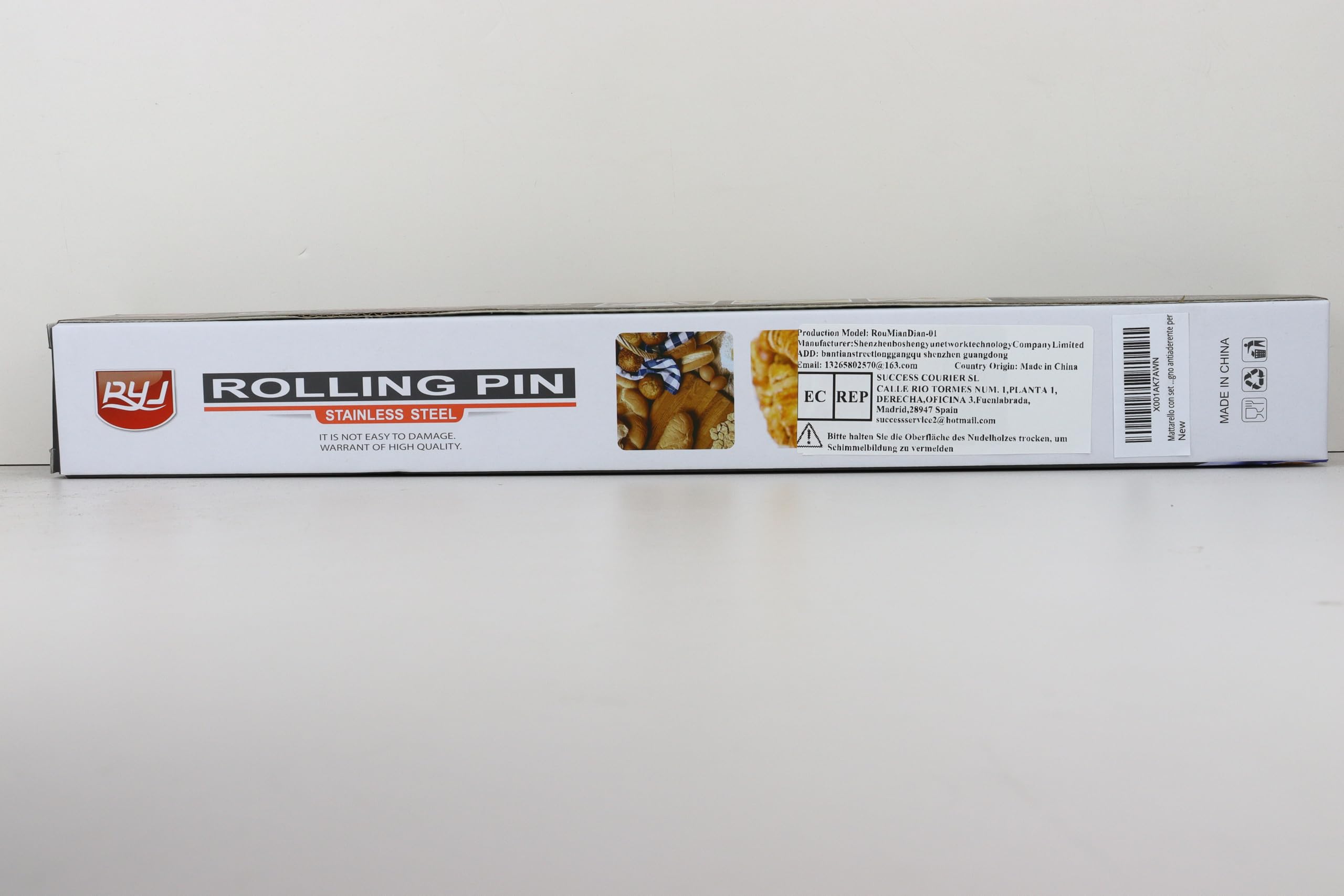 Non-Stick Silicone Rolling Pin with Wooden Handle - 17 Inch Professional Dough Roller for Pastry, Pizza & Fondant | Includes Smooth Baking Mat | Perfect Kitchen Gift for Bakers & Home Cooks | Ideal for Baking, Cookie Making & Cake Decorating