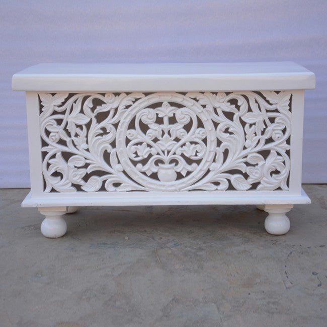 Hand Carved White Blanket - Soft & Cozy Knit Throw for Bed, Couch & Home Decor - Perfect for Winter, Gifts & Relaxation