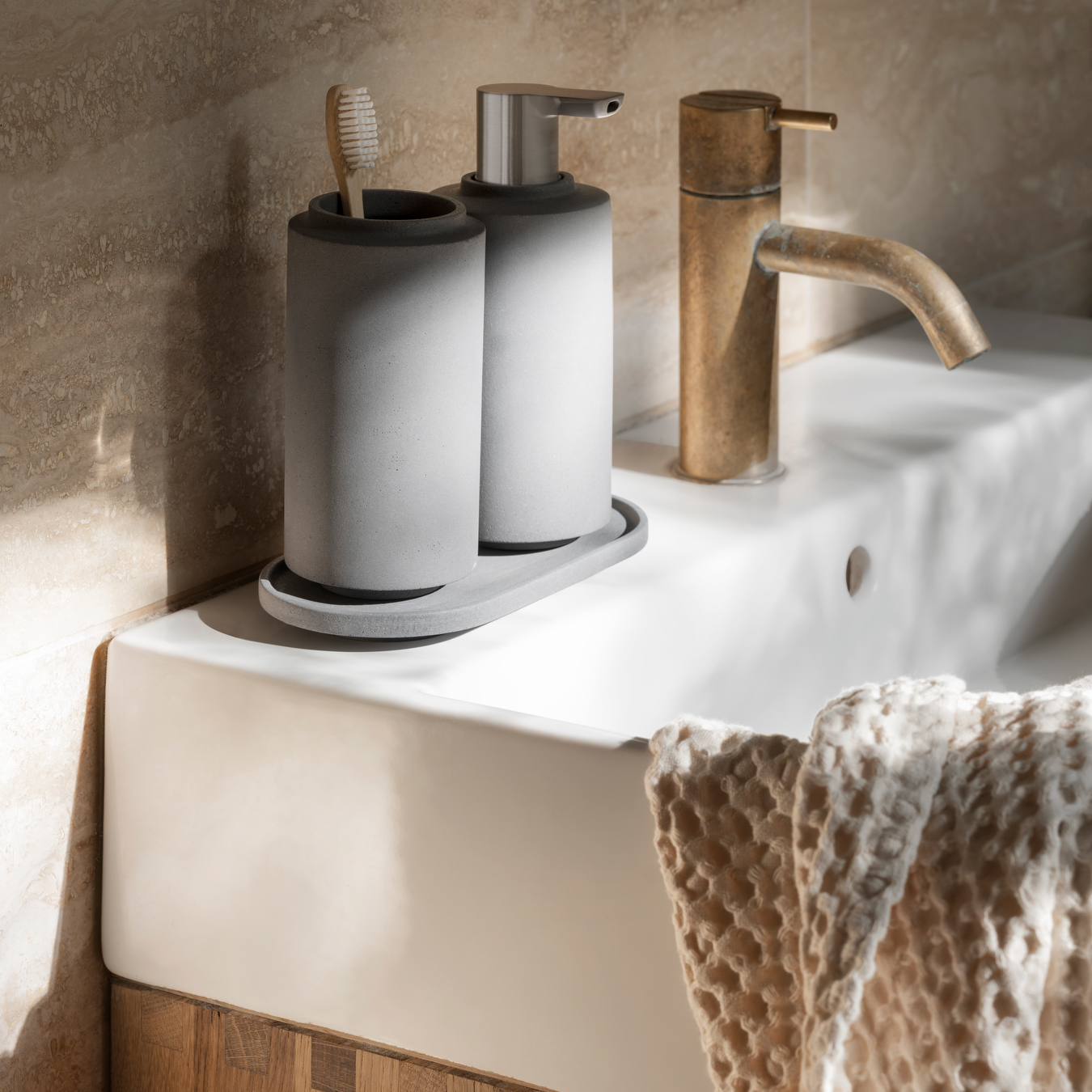 CRETO Modern Concrete Soap Dispenser for Bathroom & Kitchen | Handmade Natural Stone Design | Perfect for Farmhouse, Industrial & Minimalist Home Decor