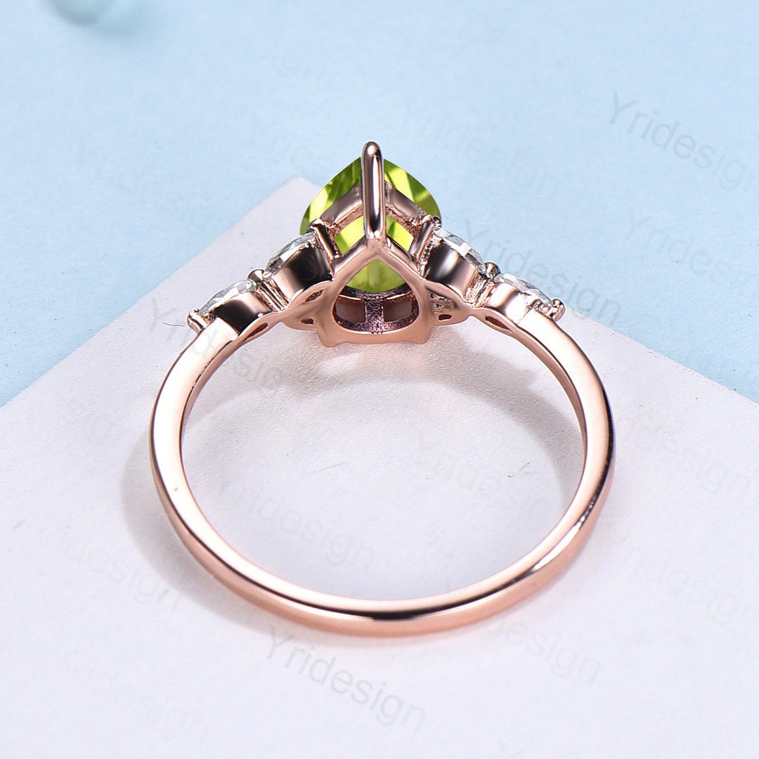 Natural Peridot Engagement Ring for Women - Vintage Rose Gold Cluster Wedding Ring with August Birthstone - Promise Ring for Bride, Anniversary Gift, Special Occasion Jewelry