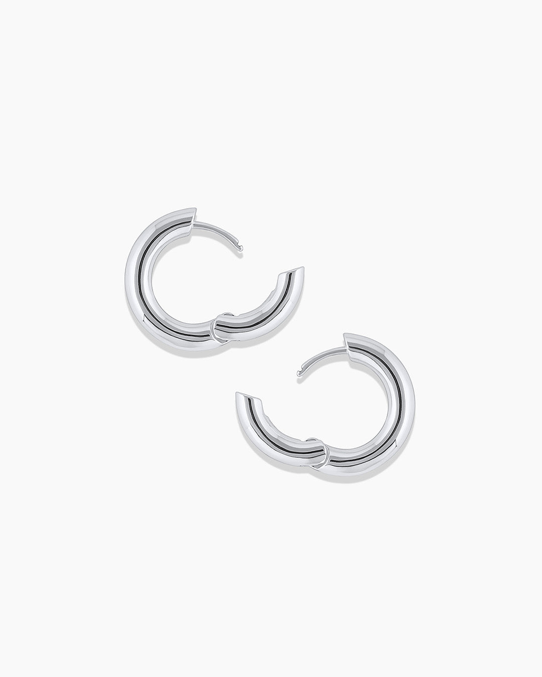 Trendy Hoop Earrings for Women - Gold & Silver Fashion Jewelry - Perfect for Everyday Wear & Special Occasions
